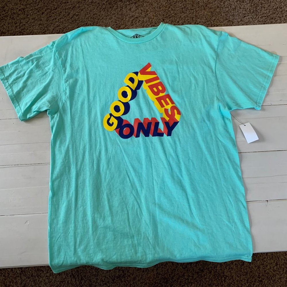 BKC Graphic Good Vibes Only Tee